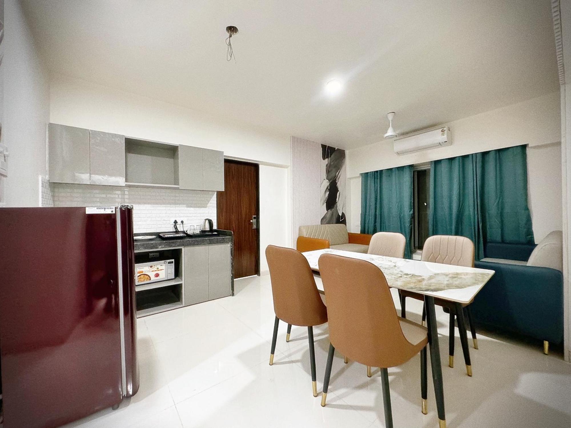 The Orion - Premium Apartments Мумбай Екстериор снимка